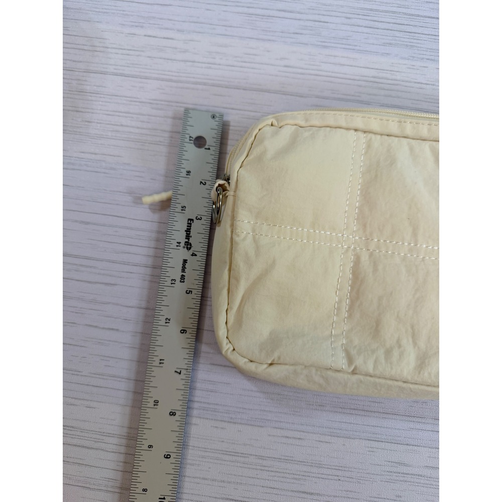 Pasman Cream Quilted Nylon Crossbody Bag with Geometric Guitar Strap New - Picture 6 of 6